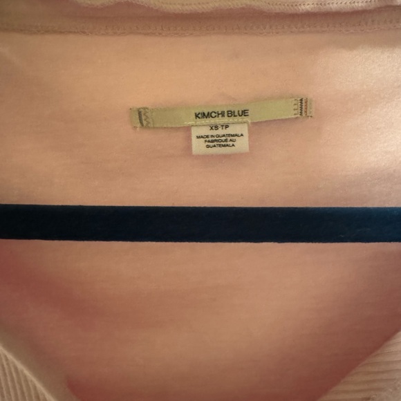 Cropped tie up top Kimchi Blue size xs - Picture 3 of 3